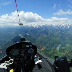 Flugwegposition um 11:01:50: Aufgenommen in der Nähe von Gorje, 4247 Zgornje Gorje, Slowenien in 2176 Meter